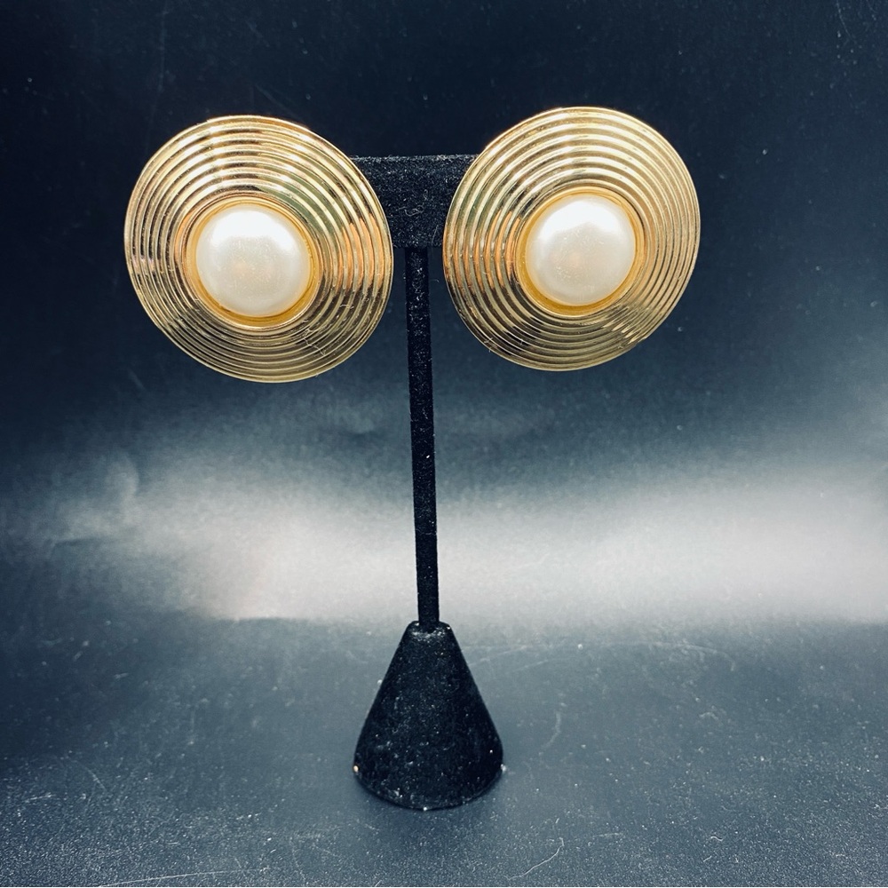 Vintage Goldtone Faux Pearl Dome Pierced Earrings